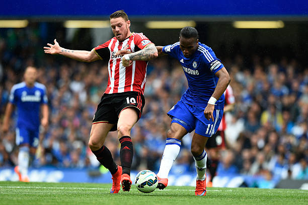 得捉襟见肘 得捉襟见肘