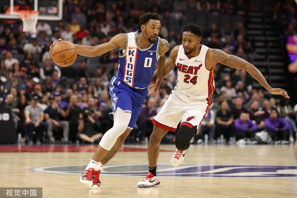 足球不仅是 足球不仅是