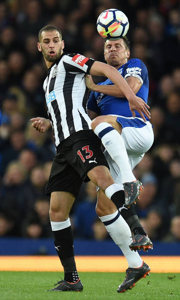 在球场上意 在球场上意